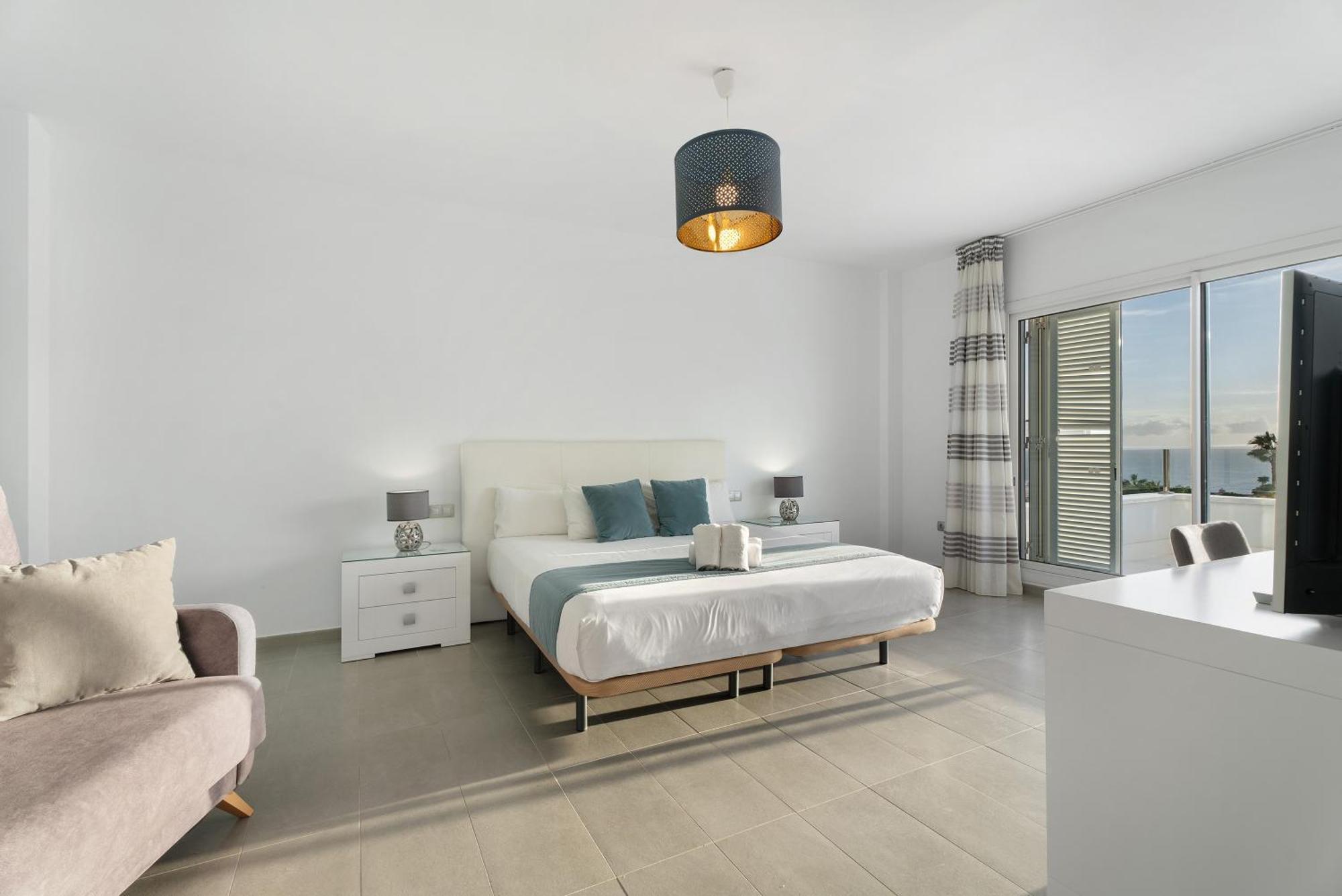 Espectacular Villa Aurora By Paramount Holidays Puerto de Santiago  Exterior foto
